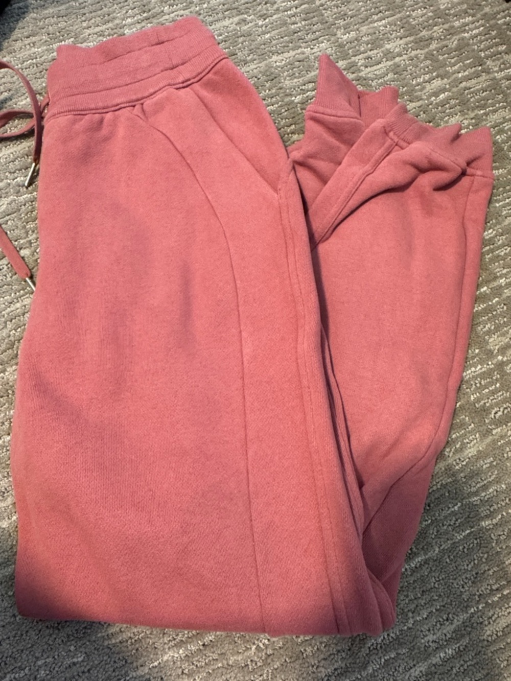 lululemon athletica Dusty Rose Cozy Joggers